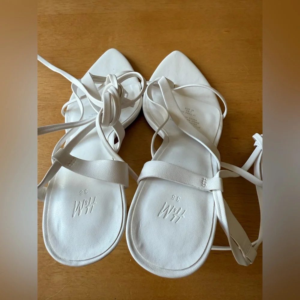 H&M TIE-STRAP SANDALS - Picture 3 of 5